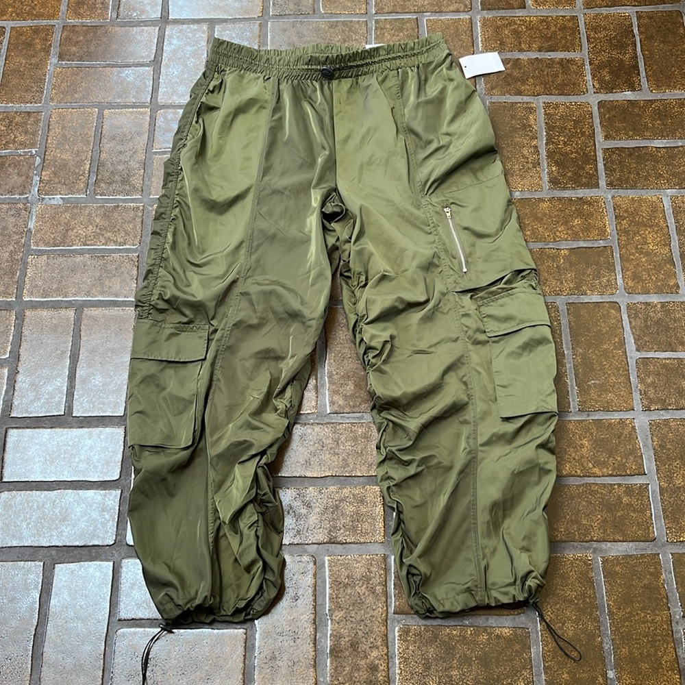 NWT YMI Olive Green Ruched High Waisted Cargo Jogger Pant